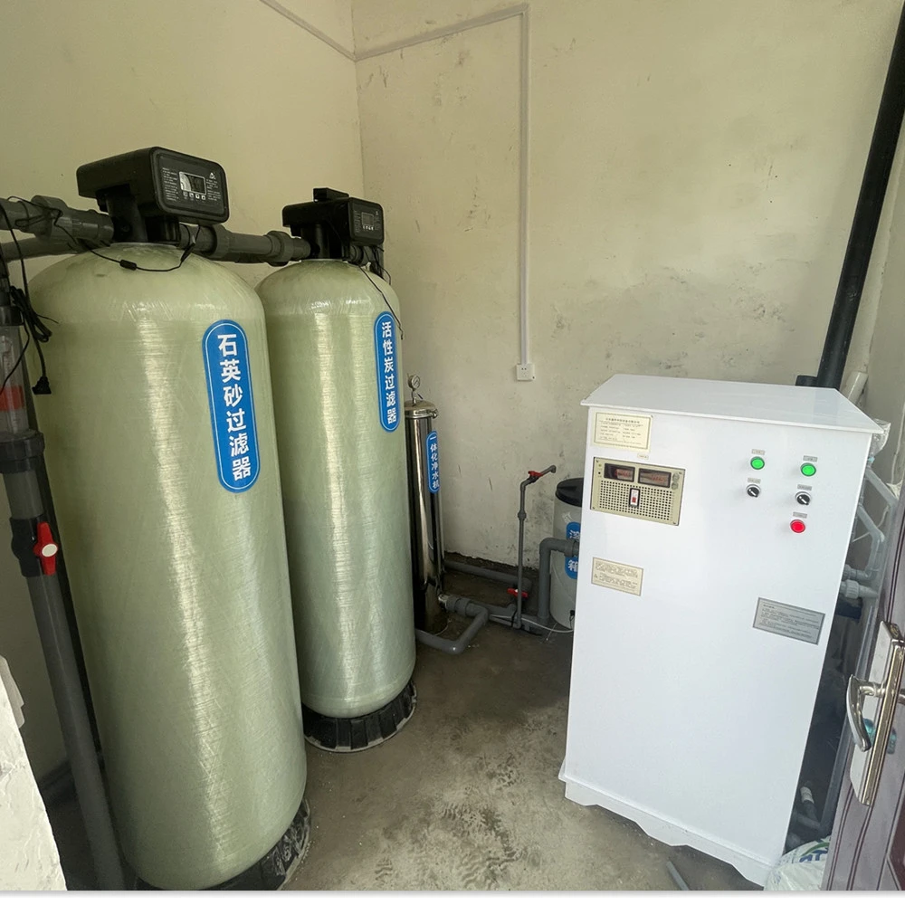 083102 (2).jpg 083102 (2).jpg